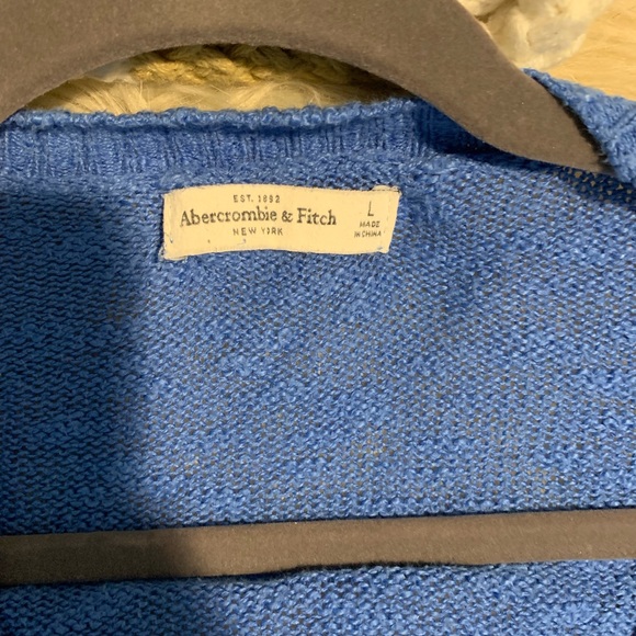 Abercrombie & Fitch Cardigan - Picture 2 of 3